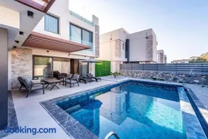 Royal Villas - Image 3