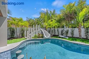 Lido Beach Palms - Image 4