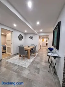 Villa Flora Superior Apartment - Image 2
