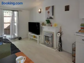 1 Bed in East Cowes oc-91562 - Image 3