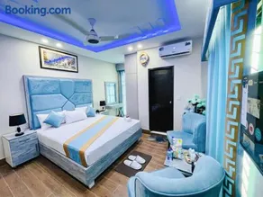 Hotel Johar View - Image 1