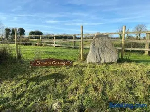 Tranquil rural cottage - Image 5
