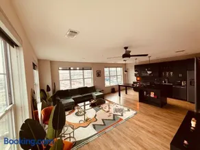Luxury Stay of Best View in Dallas - Image 2