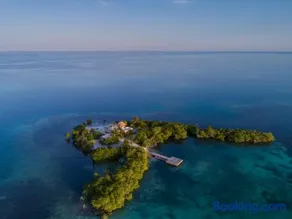 Gladden Private Island - Image 5