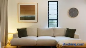 Brunswick Palms 1 - Image 2