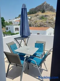 PHILIPPOS STUDIOS & APT - Image 2