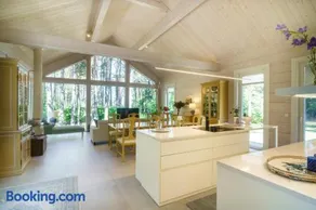 Karepa Beach House on the Point Between Two Beaches - Image 4