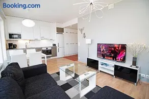 Pro Apartments 5 - Image 1