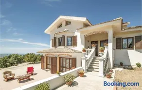 Villa Anna - Image 1