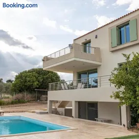 Elia country villa 5BR 5BA with Private Pool - Image 2