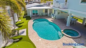 Rose Quartz - Pool Spa - Image 3