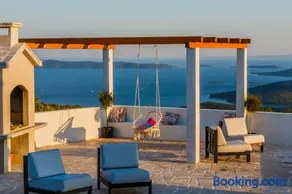 Villa Zlatno Sunce in the hills near Trogir - Image 2