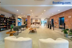 Apartamento Premium em Hotel | Piscina, Academia, A/C e Wi-Fi | Próximo à Anchieta - Image 3