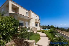Chios Seafront Luxury Villa with Pool - Image 2