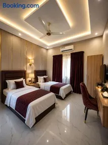 Hotel Regent DHA - Image 2