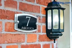 Finest Retreats - Angelica - Image 4