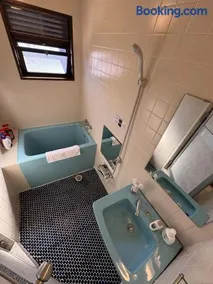 Tourist Hotel New Aoki 観光ホテル ニュー青木 - Image 1