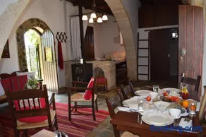 Anna's Stone House - Image 2