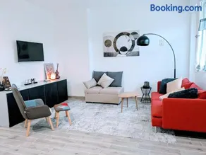 Stella Apartment - Image 1