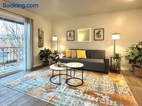 Cozy One-Bedroom Haven with Big Balcony - Image 1
