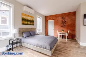 ENTIRE 3-UNITS TOP-FLOOR ACROSS FROM GOOGLE - Image 1