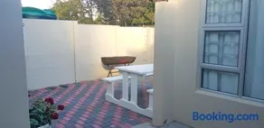 Kelzane Self-Catering - Image 1