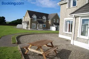 Moore Bay Holiday Homes by Trident Holiday Homes - Image 2