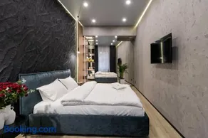 Royal jacuzzi apartment on Kostyushka 16 - Image 5