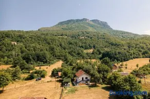 Domacinstvo Paprica Tjentiste - Image 3