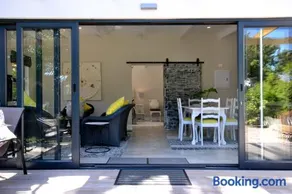 SAFFRON COTTAGE - Image 2