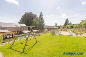 Villa Wood - Gîte de prestige en Ardennes - 10 personnes - Sauna, jacuzzi, piscine et billard - Image 3
