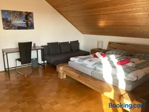 Körners Ferienwohnung am Fuße des Voithenbergs - Image 4