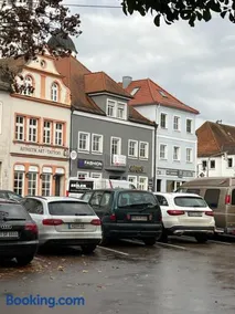 Zimmer zum vermieten direkt an der Donau und am Schloss - Image 3