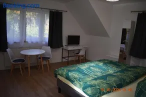 Flynnhouse - Image 4