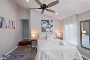 Newly Built 2 Bdrm-By Philly Center City - Image 5