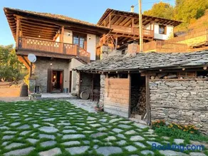 LITTLE BIRD Residency - Luxury Guesthouses in Leshten - Image 3