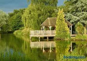 Cadnam Lodge - Image 3