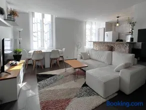Appartement T3 de Charme au Cœur de Provence - Image 1