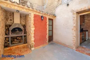 Casa del Siglo XVIII al Pie del Castillo Medieval - Image 4