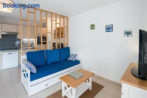 Côte Fleurie Cosy Norman apt balcony & parking - Image 2