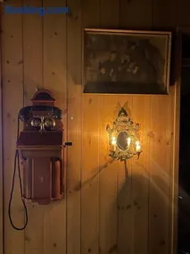 Moderne hytte ved sjøen med badstue - Image 3