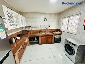 Holiday Home - Image 2