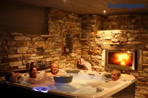 Viken Holiday Home - Image 3