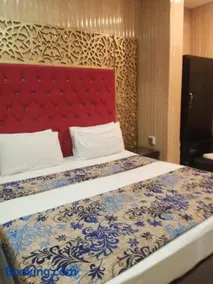 Glorious Guest House & Hotel - Image 3