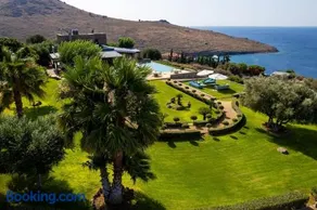 Epitome Villa Aegina - Image 1