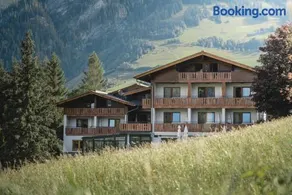 Genusshotel Fichtenhof - Image 1