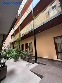 Hamsun Shahrah-e-Faisal - Image 2