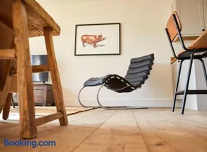 Host & Stay - PigLets - Image 5