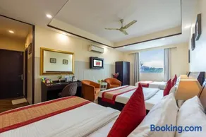 Hotel Picasso Residency near Naraina Vihar Metro Station New Delhi - Image 3