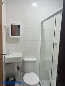 Casa com piscina para veraneio em Barra do Itariri - Bahia - Image 4